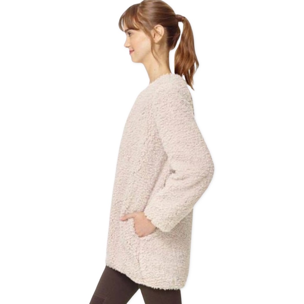 π NWT Wilfred Laboratoire Coat from Aritzia - Picture 3 of 9
